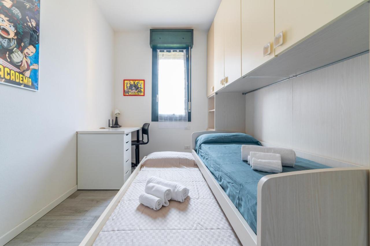 Parma Residential Apartment Con Balcone מראה חיצוני תמונה